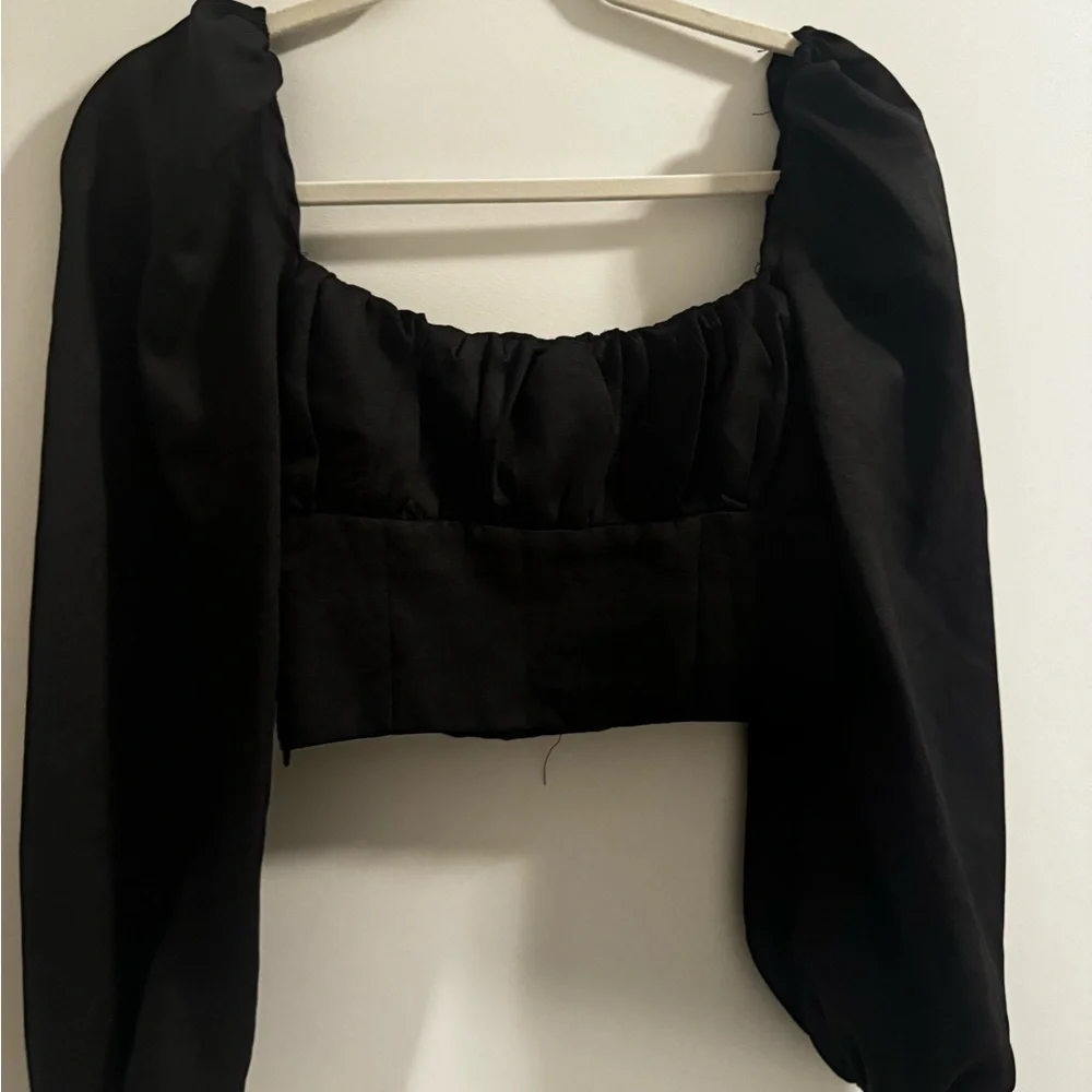 Elegant Black Women's Top - Picture 3 of 3